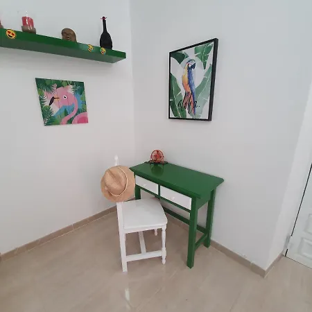 Urban House Nyaraló San Andrés
